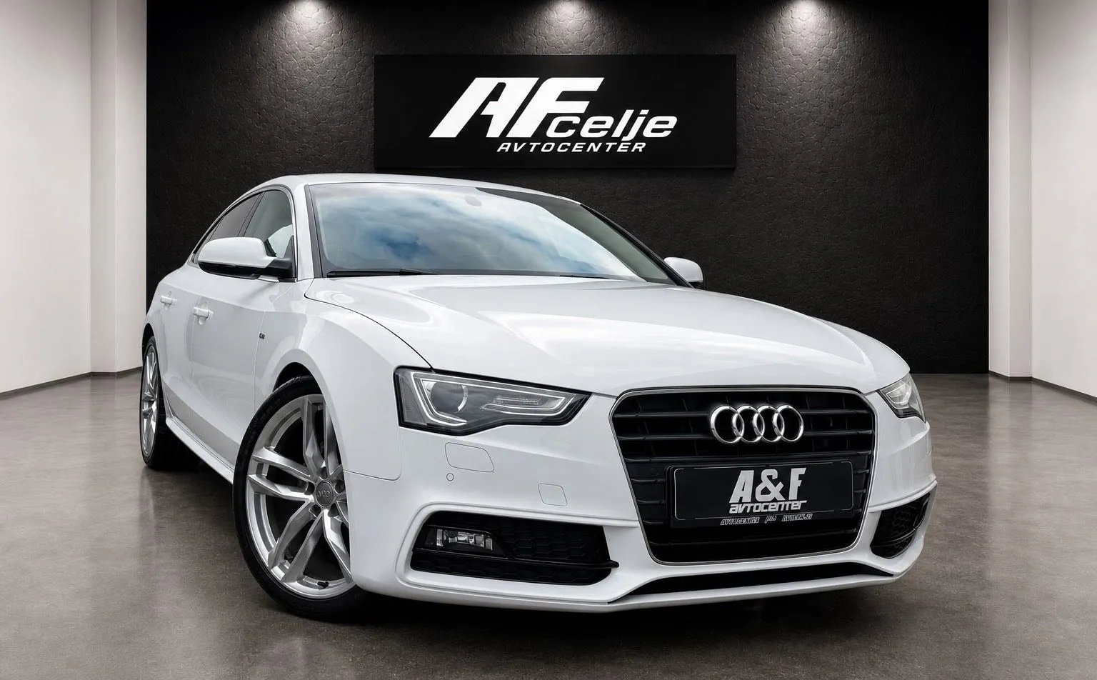 Zunanja slika - Audi A5 Sportback - 2.0 TDI-3X S LINE-LIZING ZA TUJCE-XENON+LED... - 3