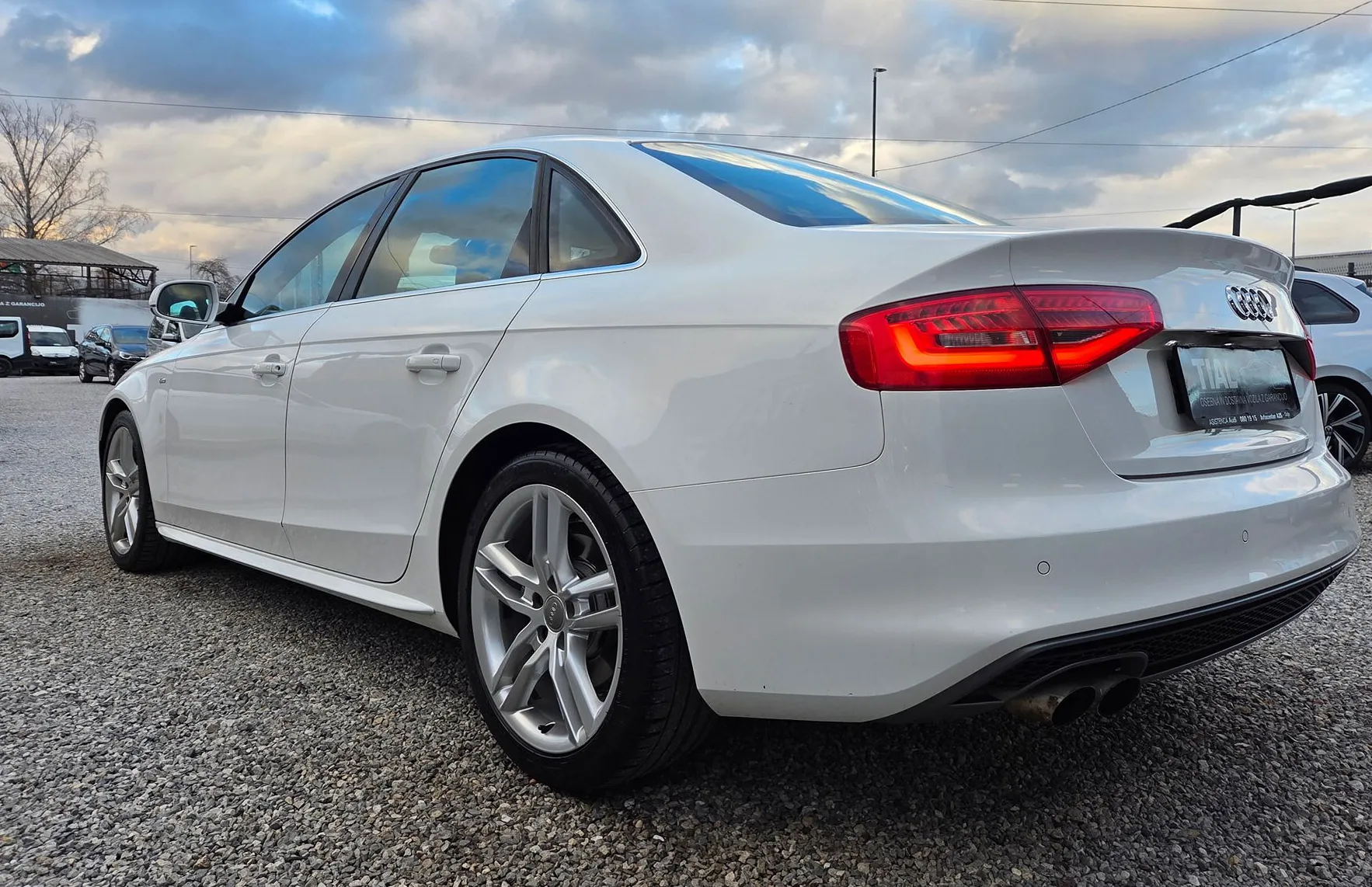 Zunanja slika - Audi A4 - 2.0TDI-S LINE-LED-XENON-ALU-PDC-SLO-1.LASTNIK... - 7