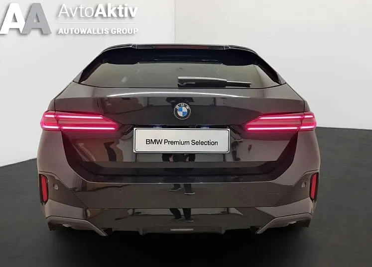 Zunanja slika - BMW Serija 5 - Touring: 540d xDrive MSport Pro HUD - ACC - Pano - 6