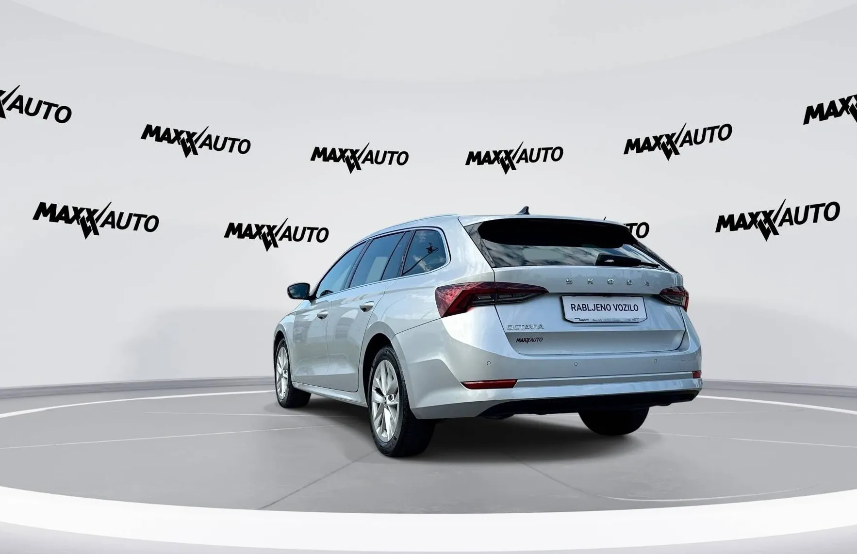 Zunanja slika - Škoda Octavia - Combi 2.0 TDI Style DSG - 7