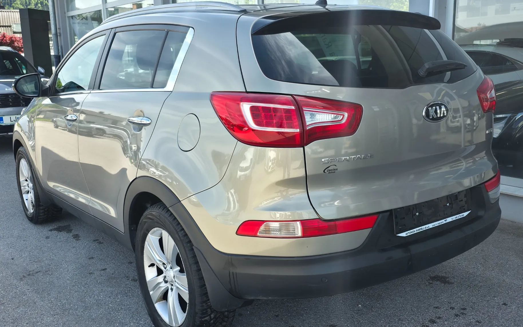 Zunanja slika - KIA Sportage - 2WD 1,7 CRDi Fun - 4