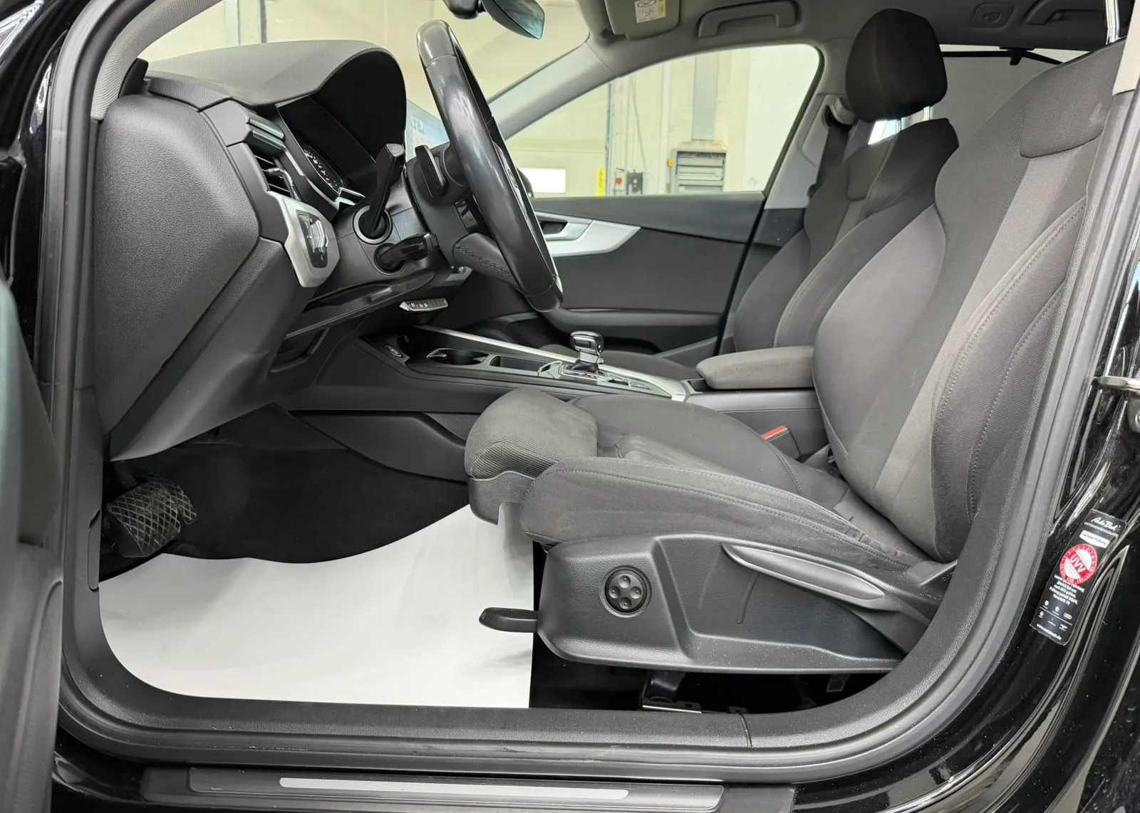 Zunanja slika - Audi A4 - Allroad quattro 40 TDI S tronic - 2