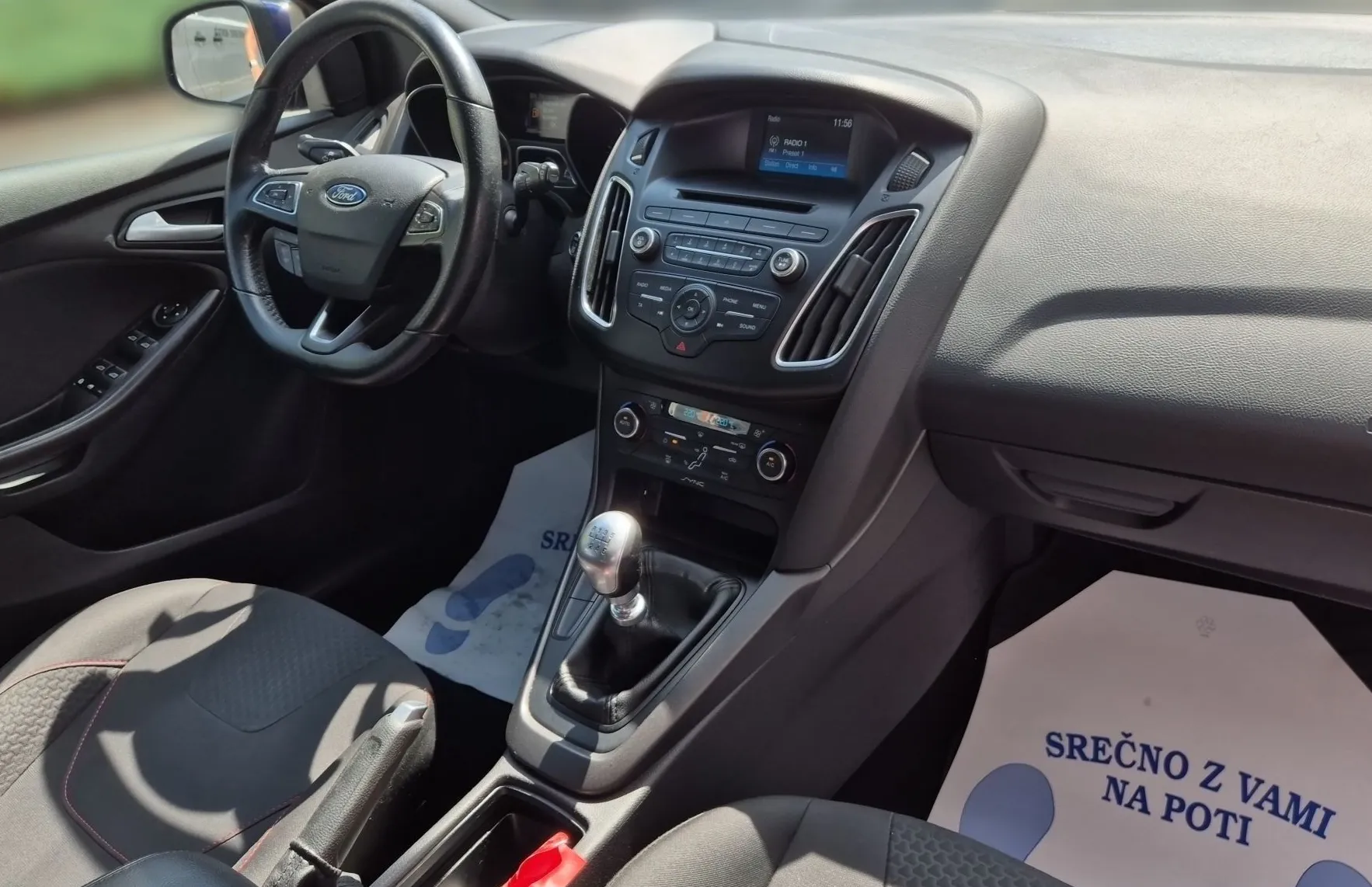 Zunanja slika - Ford Focus - ST-LINE 1.0 125PS M6-SLO-2.LAST-REDNO SERVISIRAN - 15
