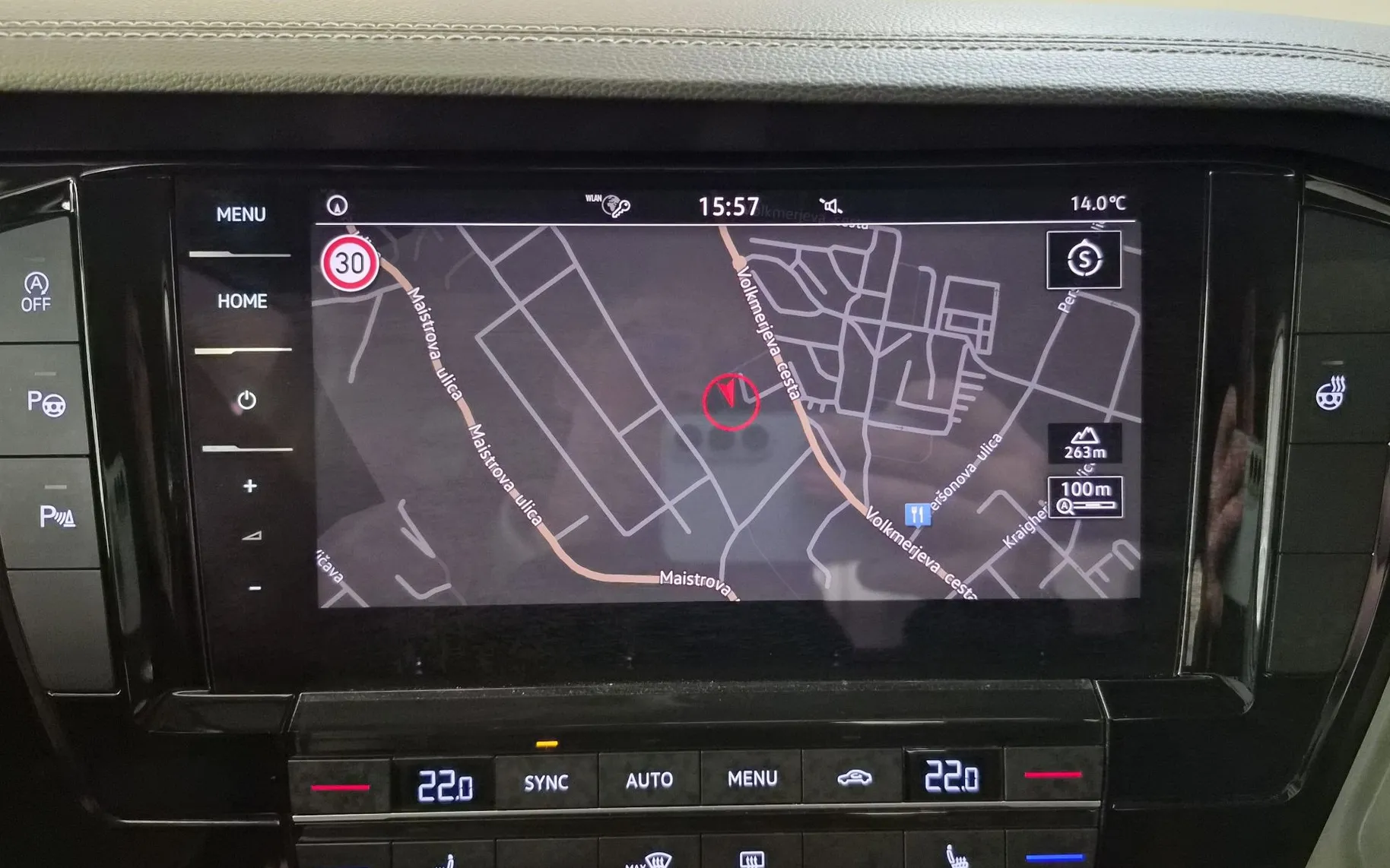 Zunanja slika - Volkswagen Touareg - 4motion V6 TDI BMT R-Line Tiptronic TEMP LUFT LED - 11