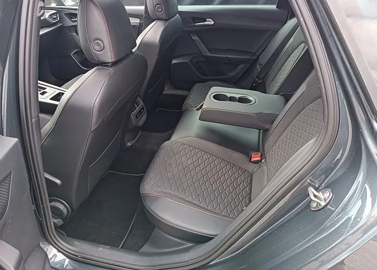 Zunanja slika - Seat Leon - 1.4 e-HYBRID 110KW DSG FR  PRIKLJUČNI HIBRID - 9