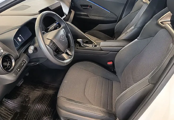 Zunanja slika - Toyota C-HR - 2.0 hibrid  HEV  C-HIC - 3