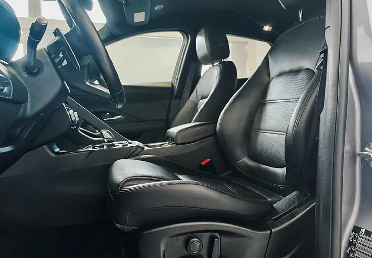 Zunanja slika - Jaguar E-PACE - 2.0 4X4 MHEV AVT-MRT.KOT-USNJE-VL K-LED-NAVI-VIDEO - 9