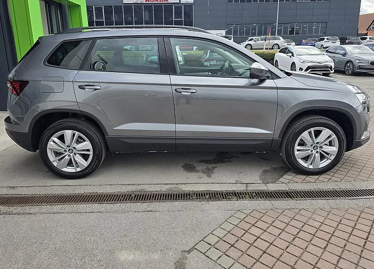 Zunanja slika - Škoda Karoq - Selection 1.5 TSI 110kW - 8