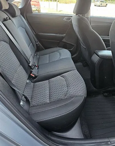Zunanja slika - KIA Ceed - 1.0 T-GDI LX ACTIVE 1.lastnica, tov.garancija - 8