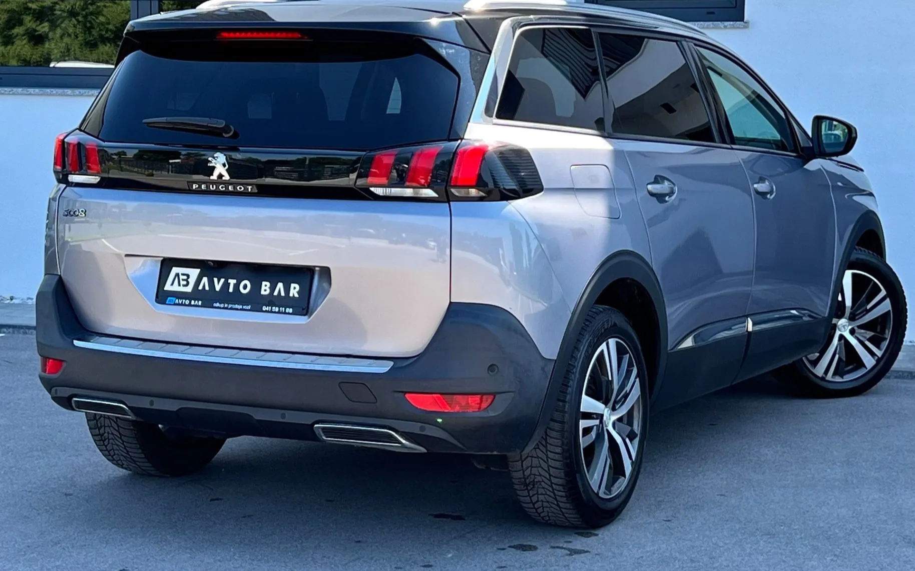 Zunanja slika - Peugeot 5008 - ALLURE+SLO+FULL LED+ALU+KEYLESS GO+HI-FI - 6