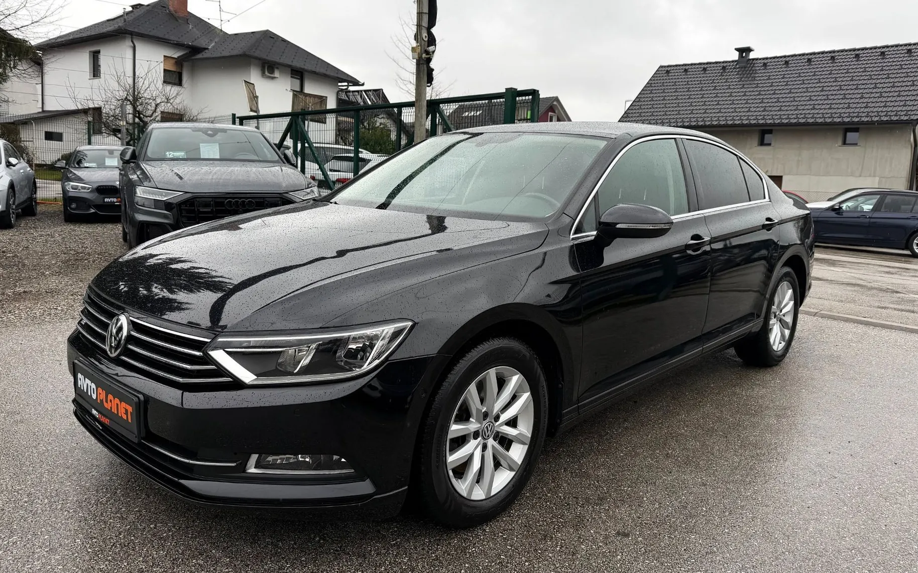 Zunanja slika - Volkswagen Passat - 1.6 TDI AUT. Comfortline ACC NAVI KAMERA ALU 16 - 4