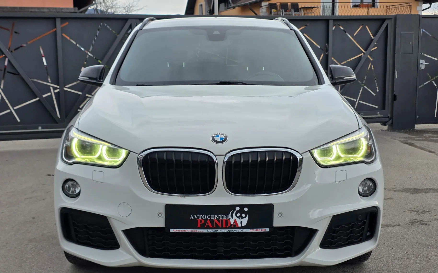 Zunanja slika - BMW X1 - xDrive18d - 7