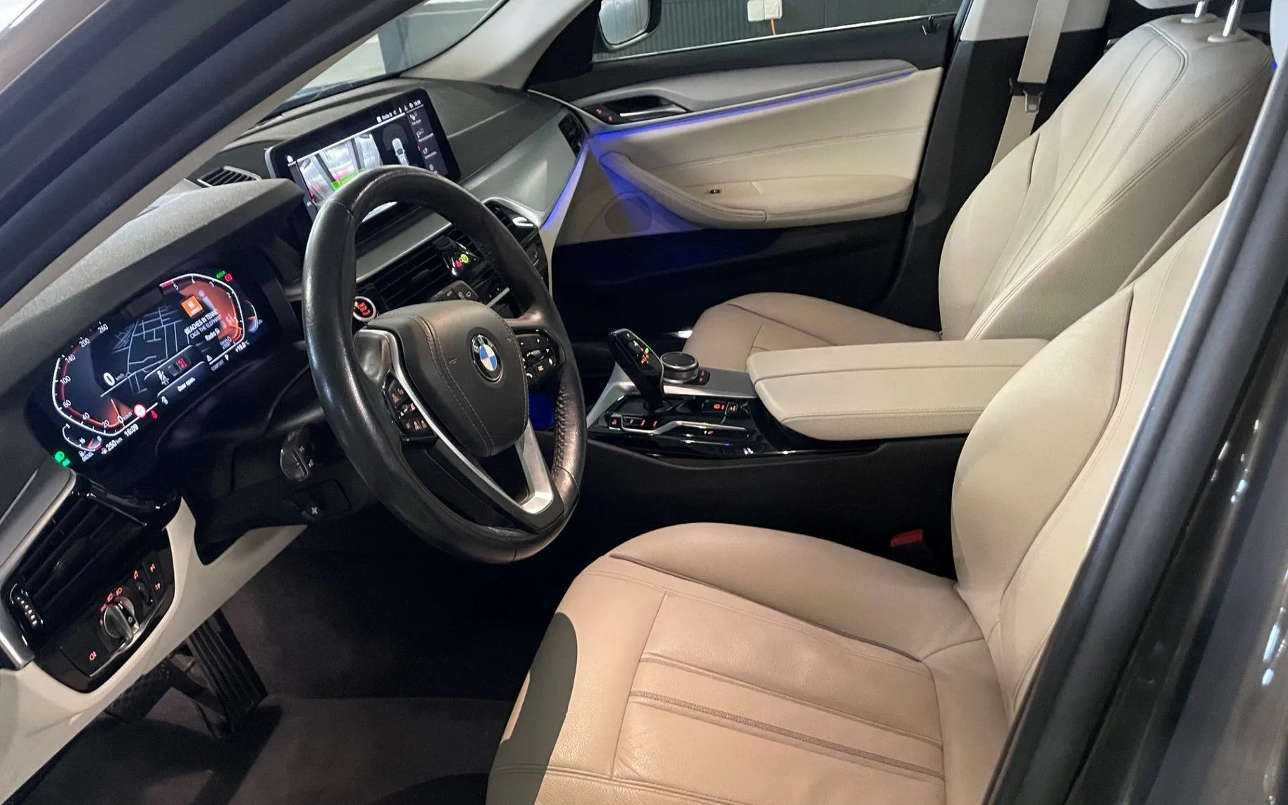 Zunanja slika - BMW Serija 5 - 530d xDrive Touring Avt. LED.NAVI.KAMERA.OGR.SEDEŽ - 34