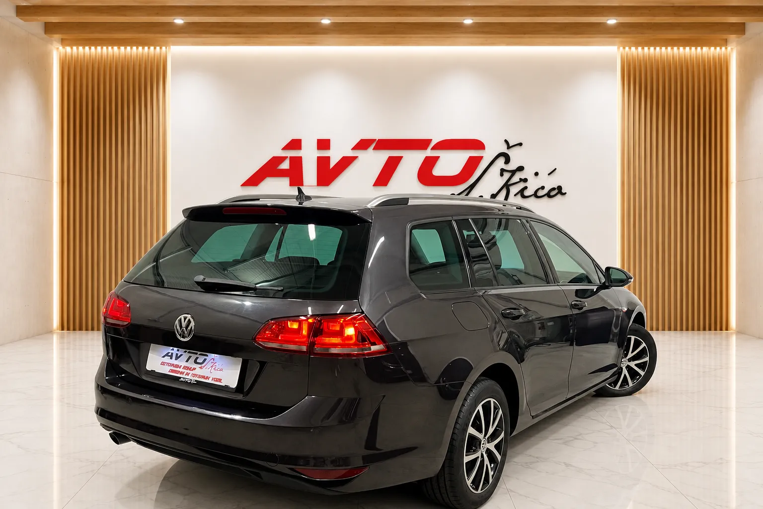 Zunanja slika - VW Golf Variant - 1.6 TDI-LOUNGE-BI-XENON-NAVI-GRETJE-SED-SERVI-KNJ- - 4