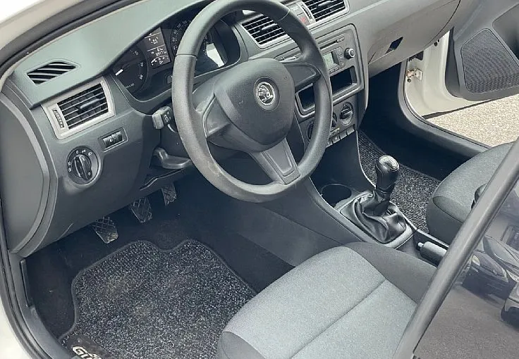 Zunanja slika - Škoda Rapid - Spaceback 1.2 TSI Active - 5