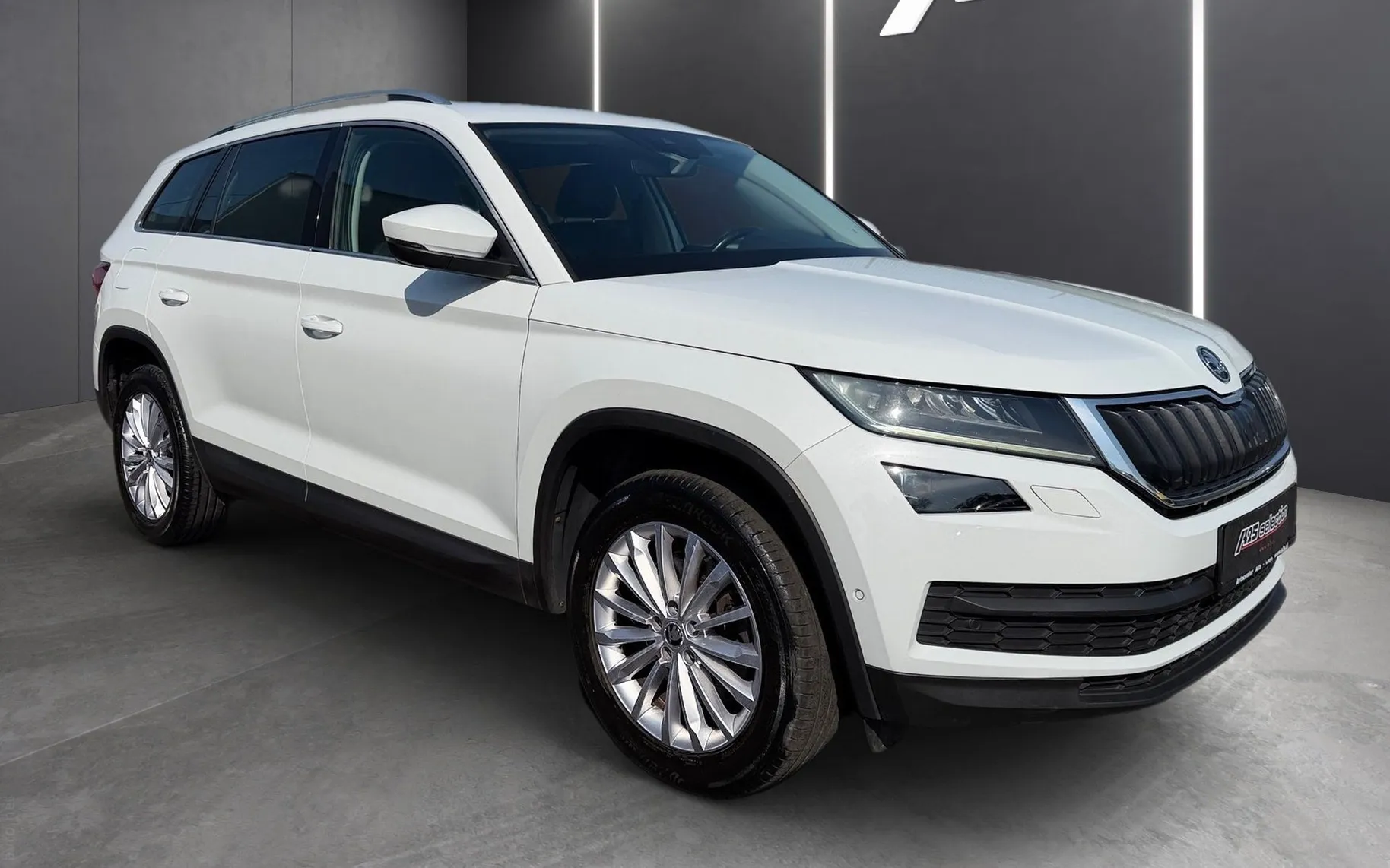 Zunanja slika - Škoda Kodiaq - 4x4 2.0 TDI Style DSG-SLO-7 SEDEŽEV-360 KAMERA-P.. - 2