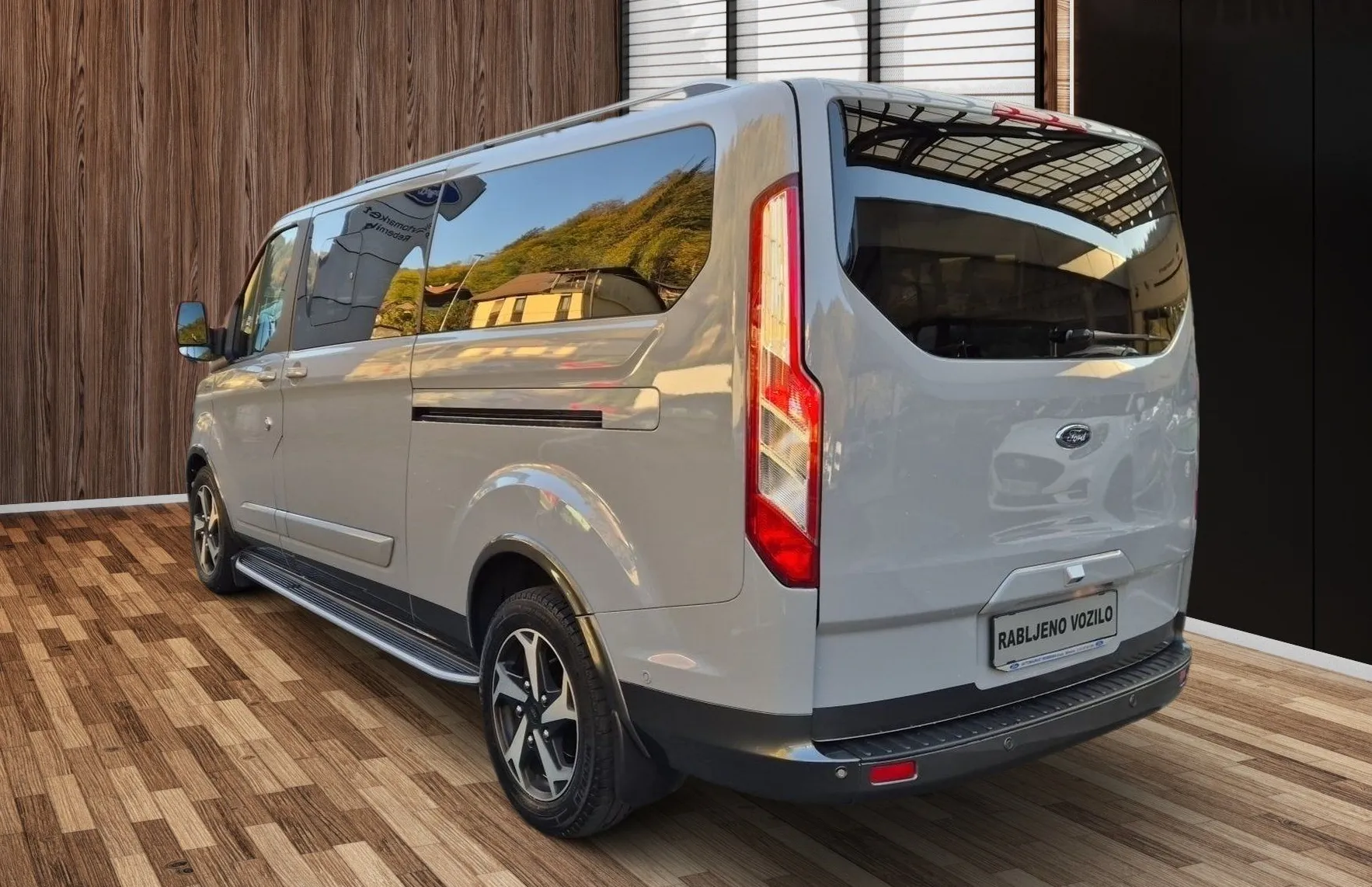 Zunanja slika - Ford Tourneo - Custom ACTIVE 2.0 170PS A6 L2-SLO-1.LASTNIK-BIXENON - 5