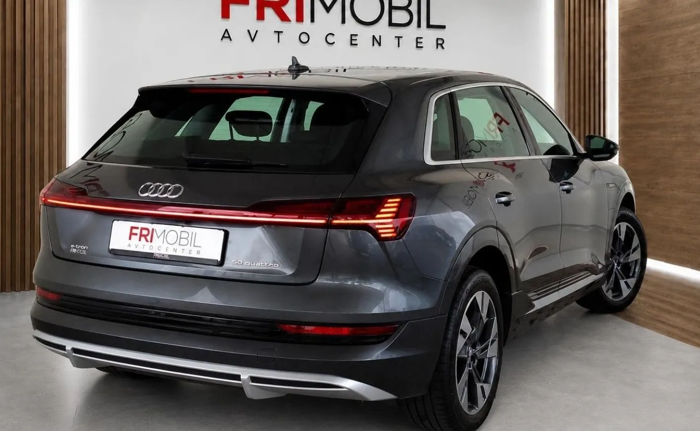 Zunanja slika - Audi e-tron - 50 quattro S line•VIRTUAL•MRTVI KOTI•ALU20•MATRIX• - 3