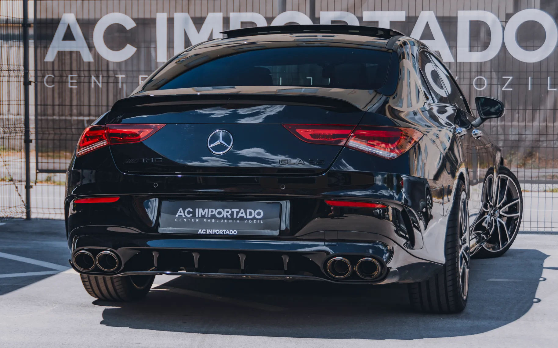 Zunanja slika - Mercedes-Benz CLA-Razred - CLA 35 AMG 4MATIC Akrapovič-NIGHT-ACC-SLOVENSKI - 4