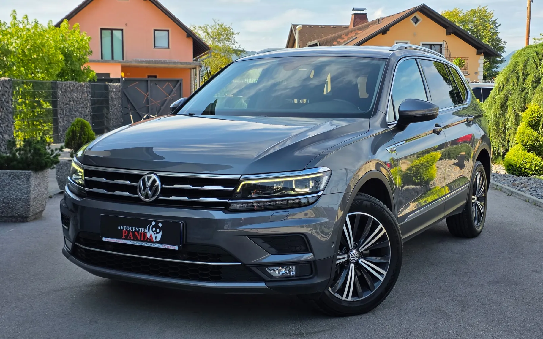 Zunanja slika - Volkswagen Tiguan - 2,0 TDI Highline DSG - 1