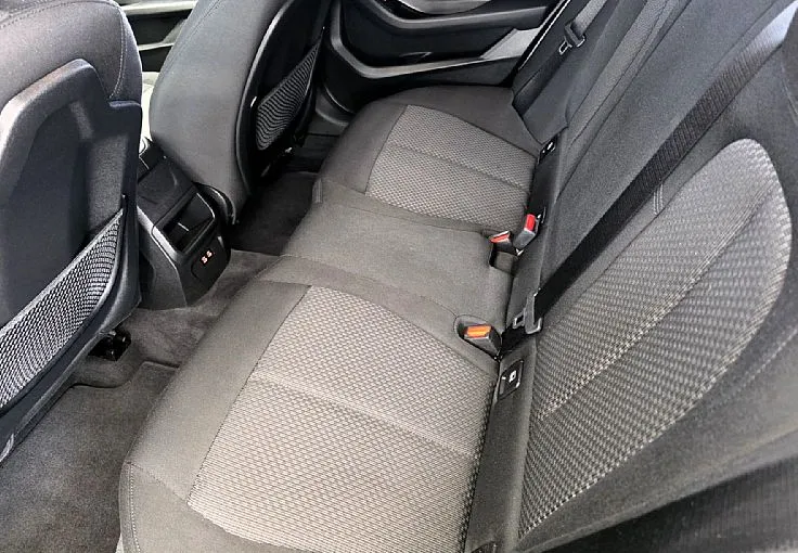 Zunanja slika - BMW Serija 1 - : 116d Advantage-AUT-PDC-KAM-NAVI-LED-12M JAMSTVO - 11