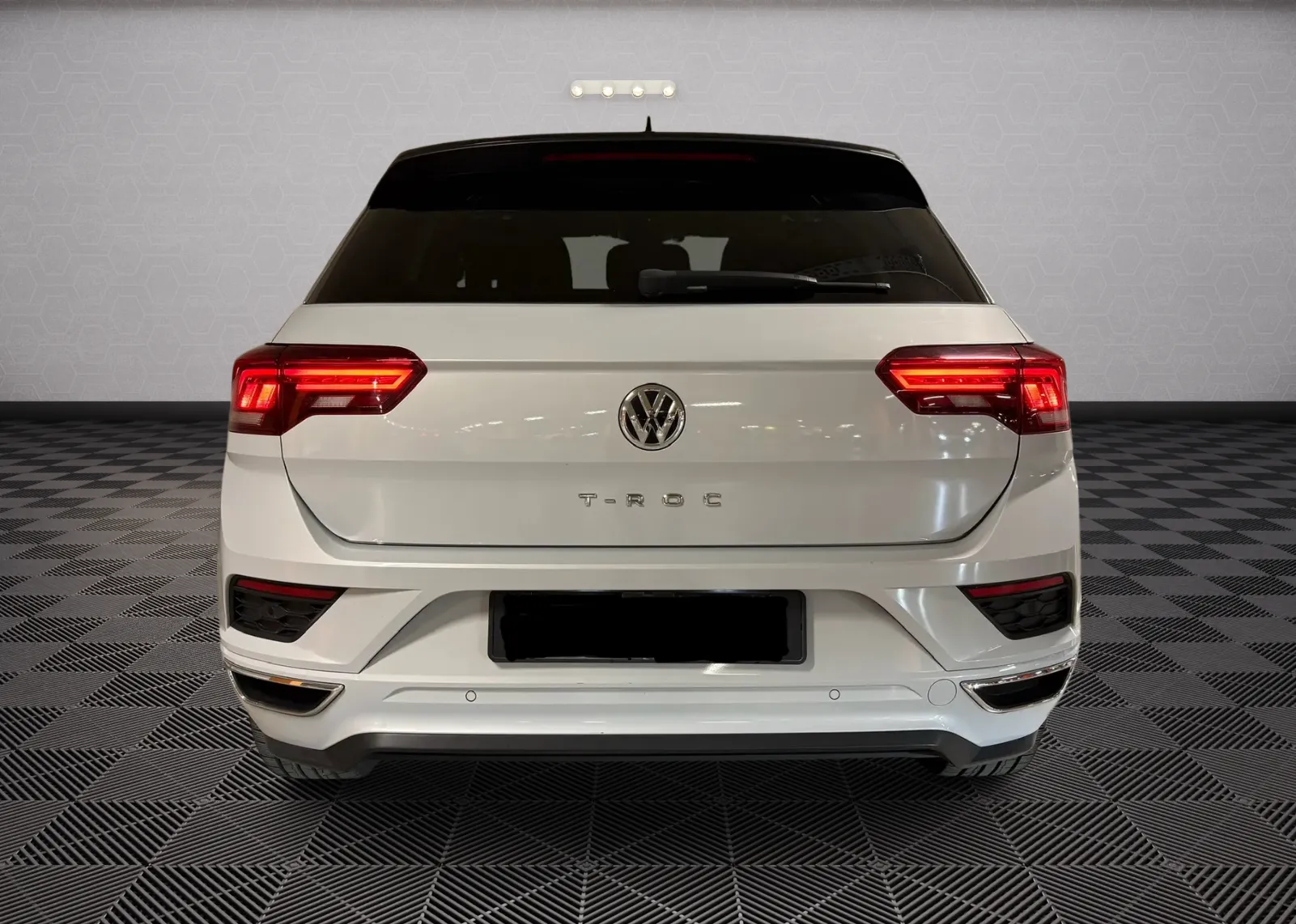 Zunanja slika - Volkswagen T-Roc - 1.5 TSI R LINE - 6