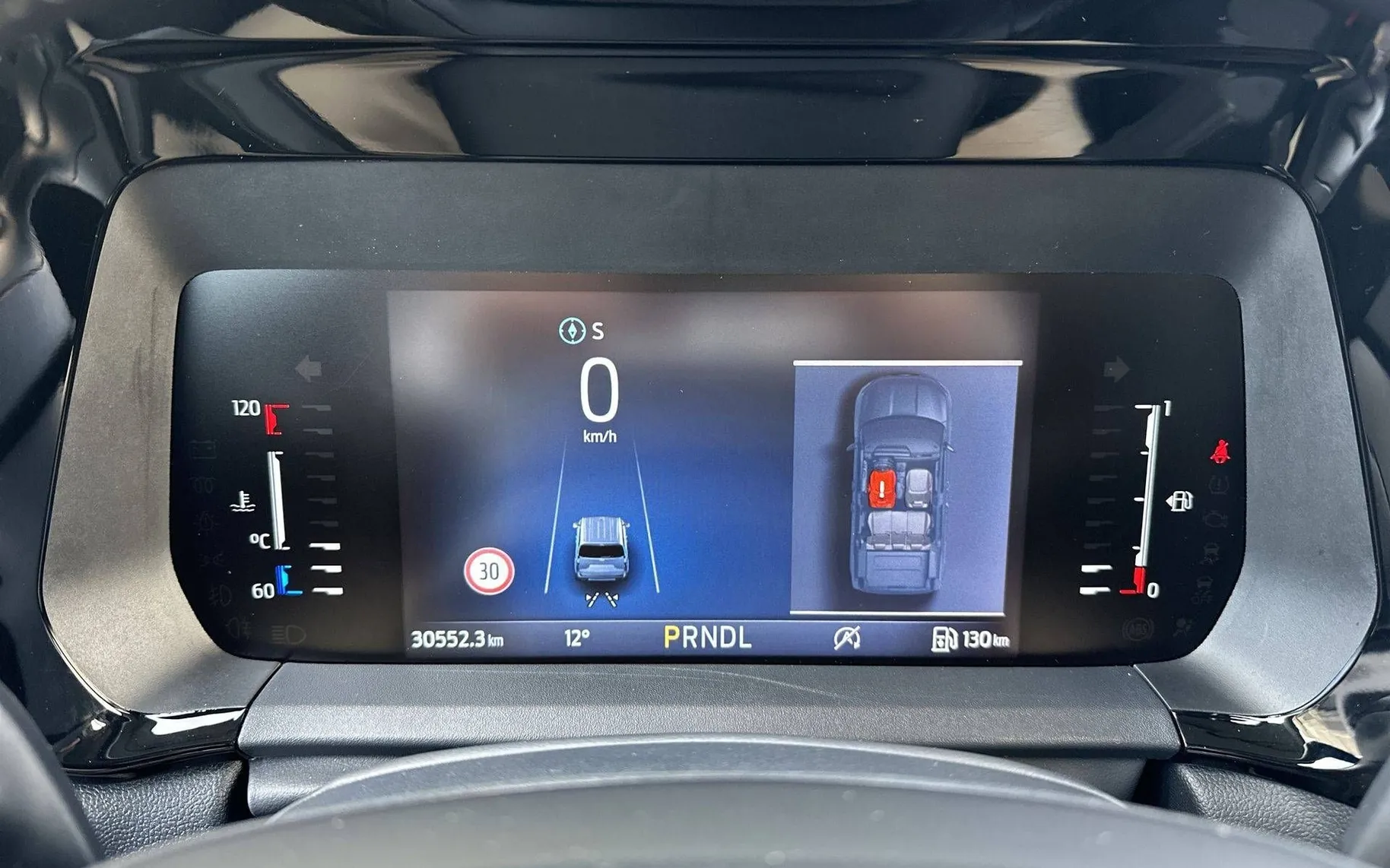 Notranja slika - Ford Tourneo Courier - 1.0 EcoBoost Trend Avt - 15