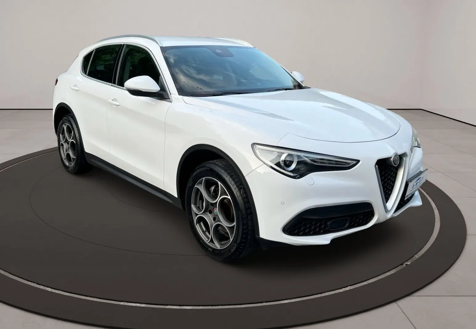 Zunanja slika - Alfa Romeo Stelvio - 2.2D Q4 190KM AVTOMATIK NAVI LED KAMERA 1.lastnik - 2