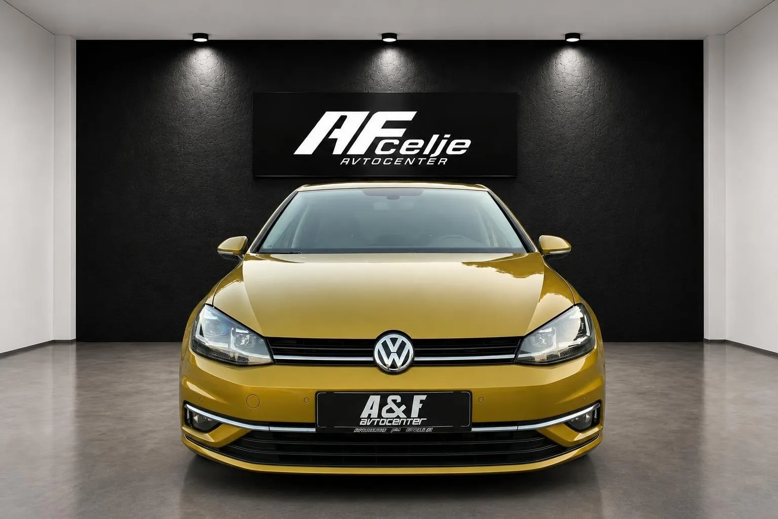 Zunanja slika - Volkswagen Golf - 2.0 TDI H LINE-2X XENON LED-LIZING ZA TUJCE- - 2