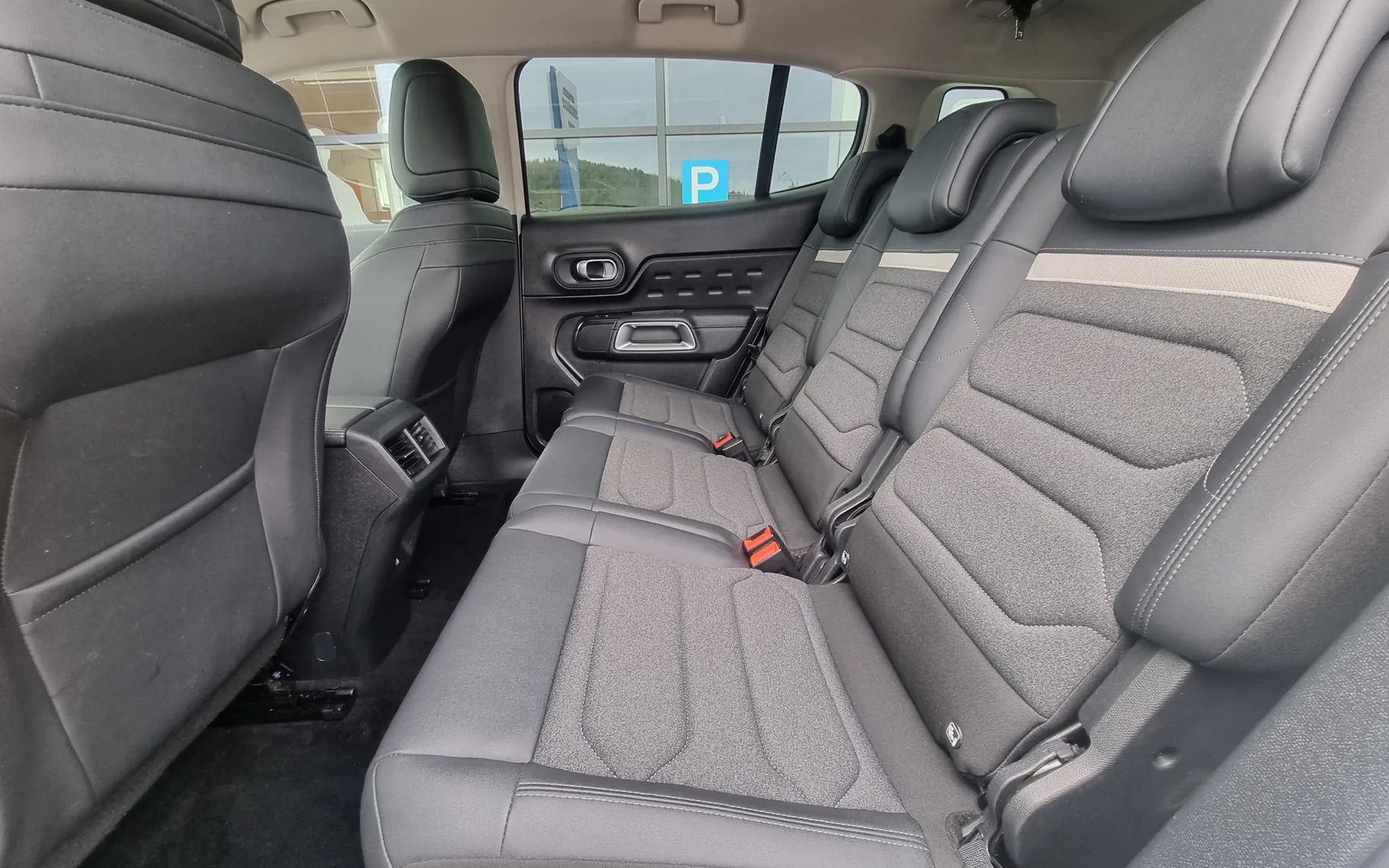 Zunanja slika - Citroën C5 - Aircross 1.2 PureTech 130 Plus - POTRJENA KNJIGA - FACELIFT - 9