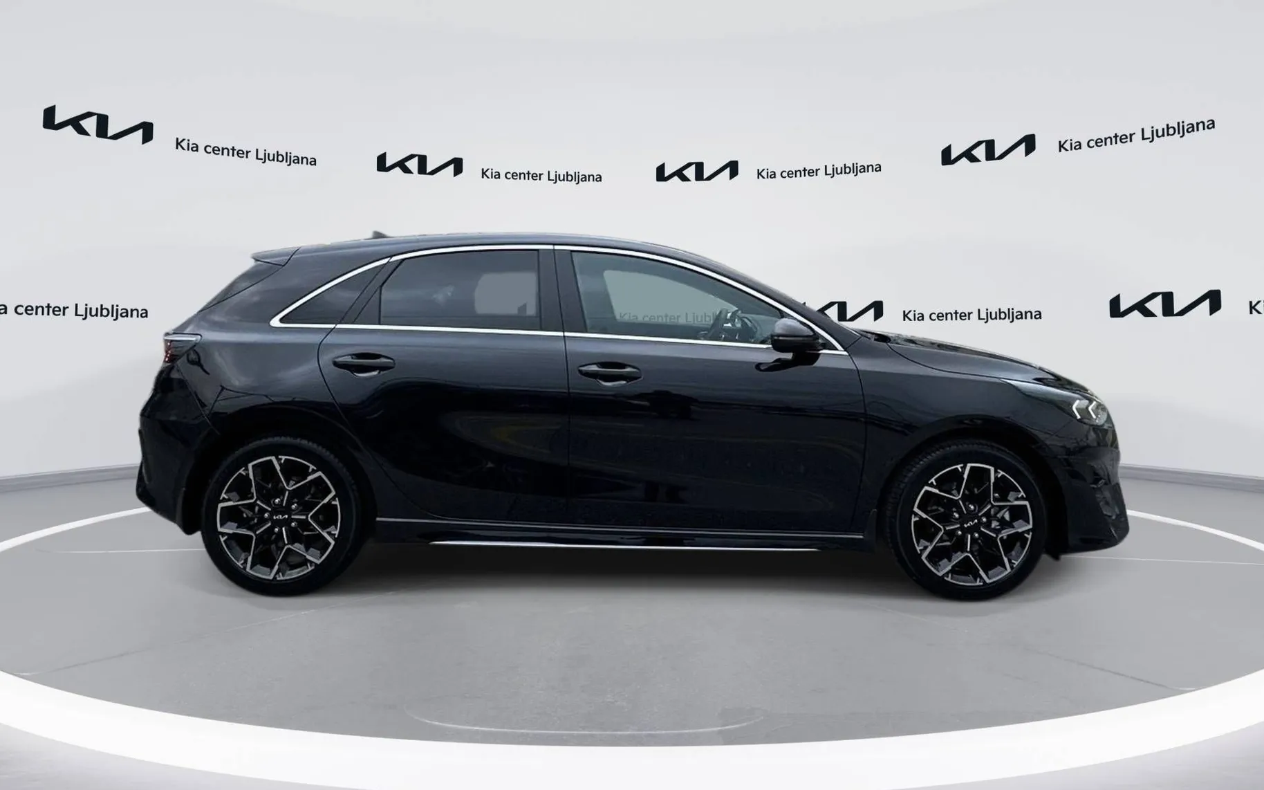 Zunanja slika - KIA Ceed - 1.5 T-GDI GT-line ISG DCT - 4