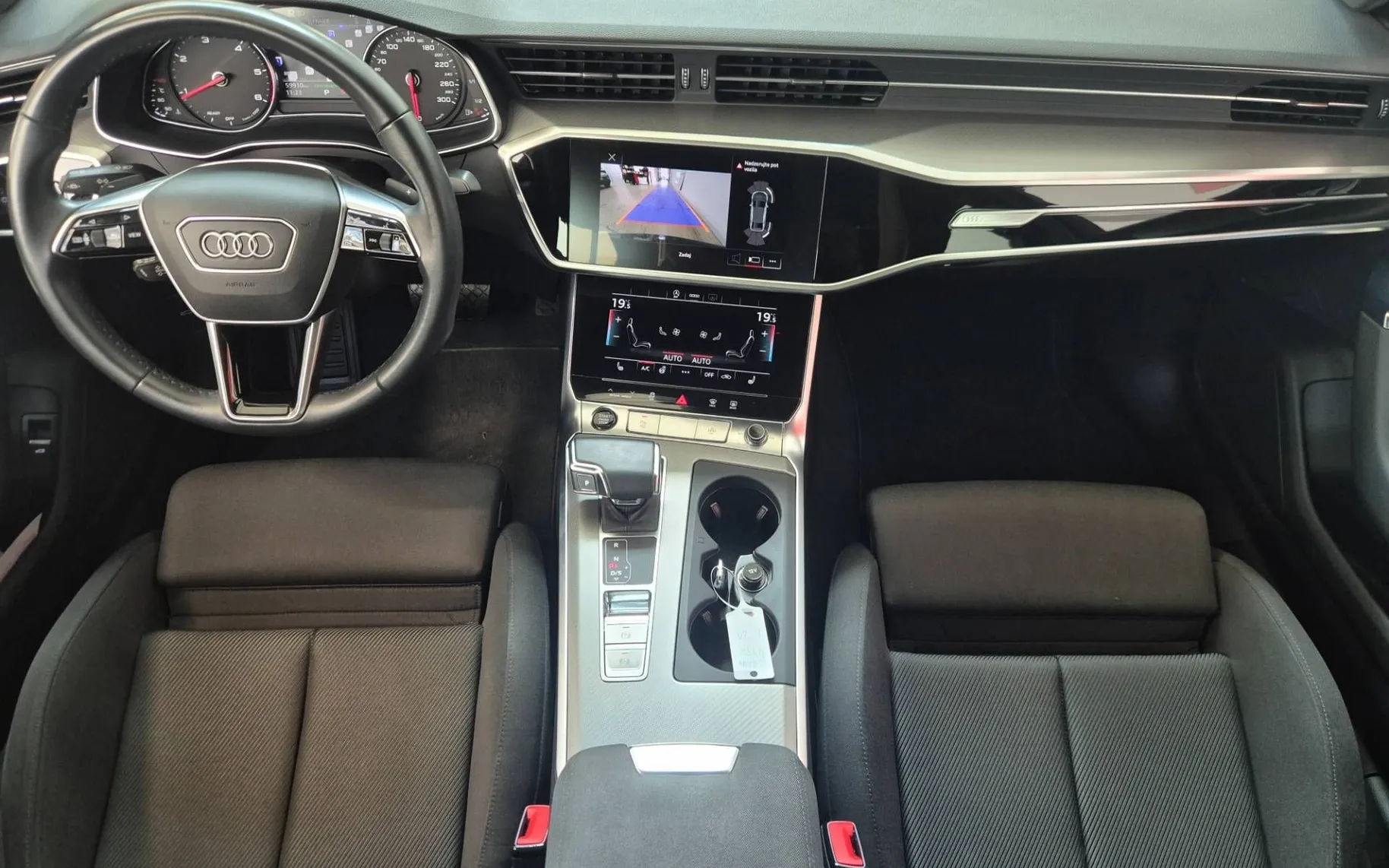 Notranja slika - Audi A6 - 40 TDI S tronic - 8