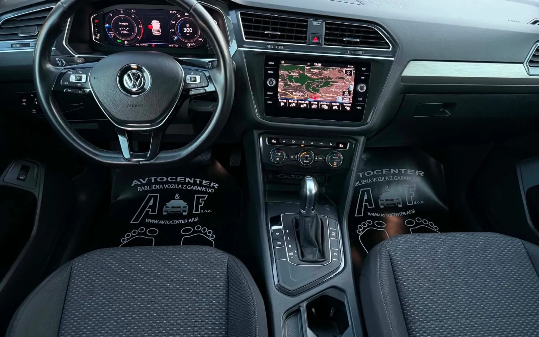 Notranja slika - Volkswagen Tiguan Allspace - 2.0 TDI-DSG-7 SEDEŽEV-VIRTUAL-LIZING ZA TUJCE-... - 9