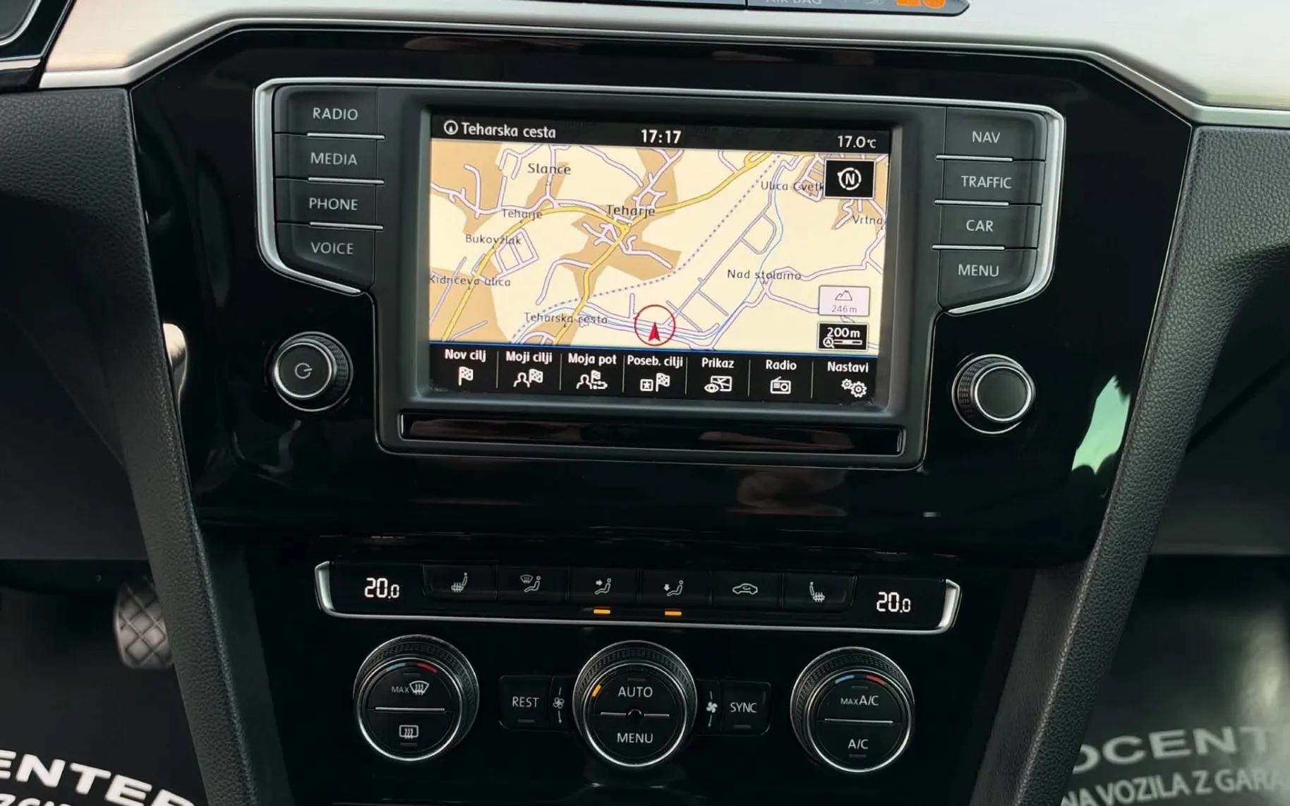 Notranja slika - Volkswagen Passat - 2.0 TDI-R LINE-FUL LED-LIZING ZA TUJCE-ACC-NAVI- - 12