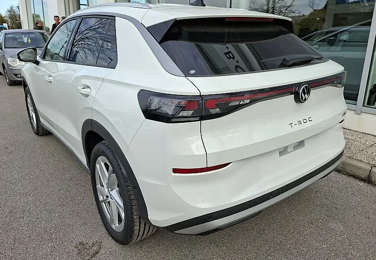 Zunanja slika - Volkswagen T-Roc - 1.5 eTSI Style DSG 110  150 - 3