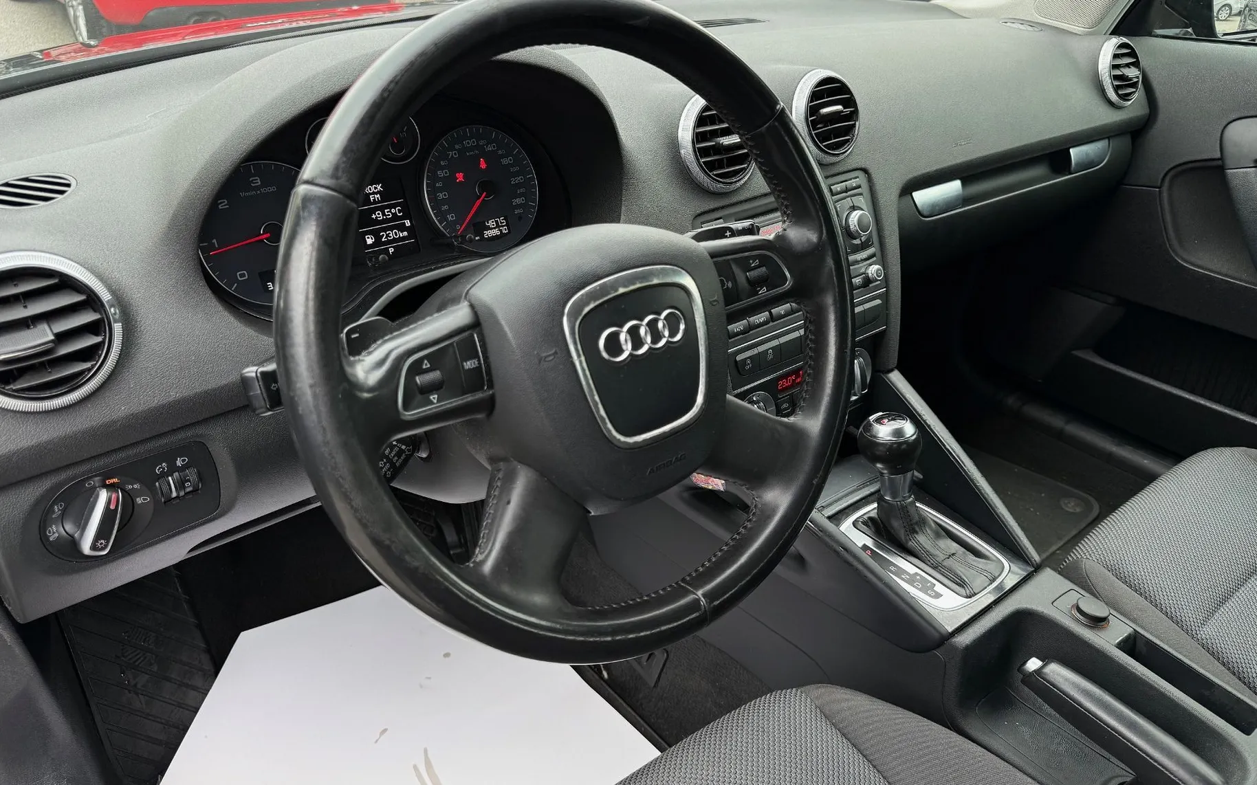 Zunanja slika - Audi A3 - 2.0 TDI AUT. SPORTBACK NAVI TEMPOMAT ALU 16 - 15