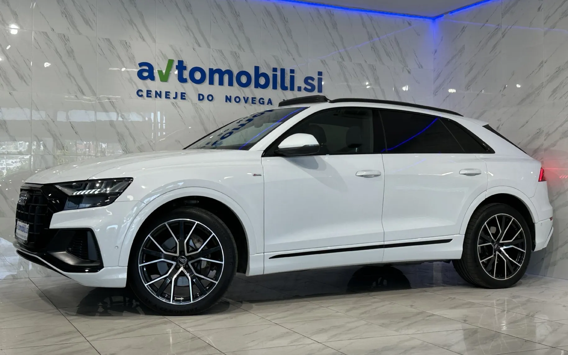 Zunanja slika - Audi Q8 - 55TFSI|Q|S-Line|Pano|SoftC|Zračno|ACC|360K|BangO| - 2