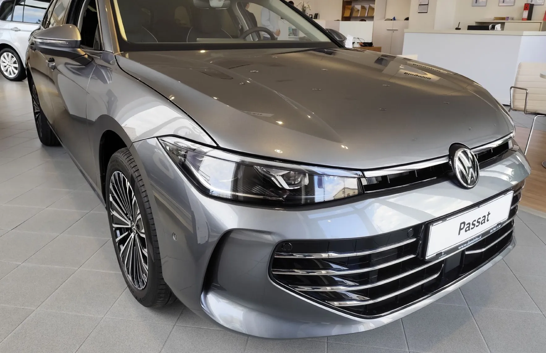 Zunanja slika - Volkswagen Passat - Variant 1.5 TSI eHybrid Elegance DSG 150kW - 1