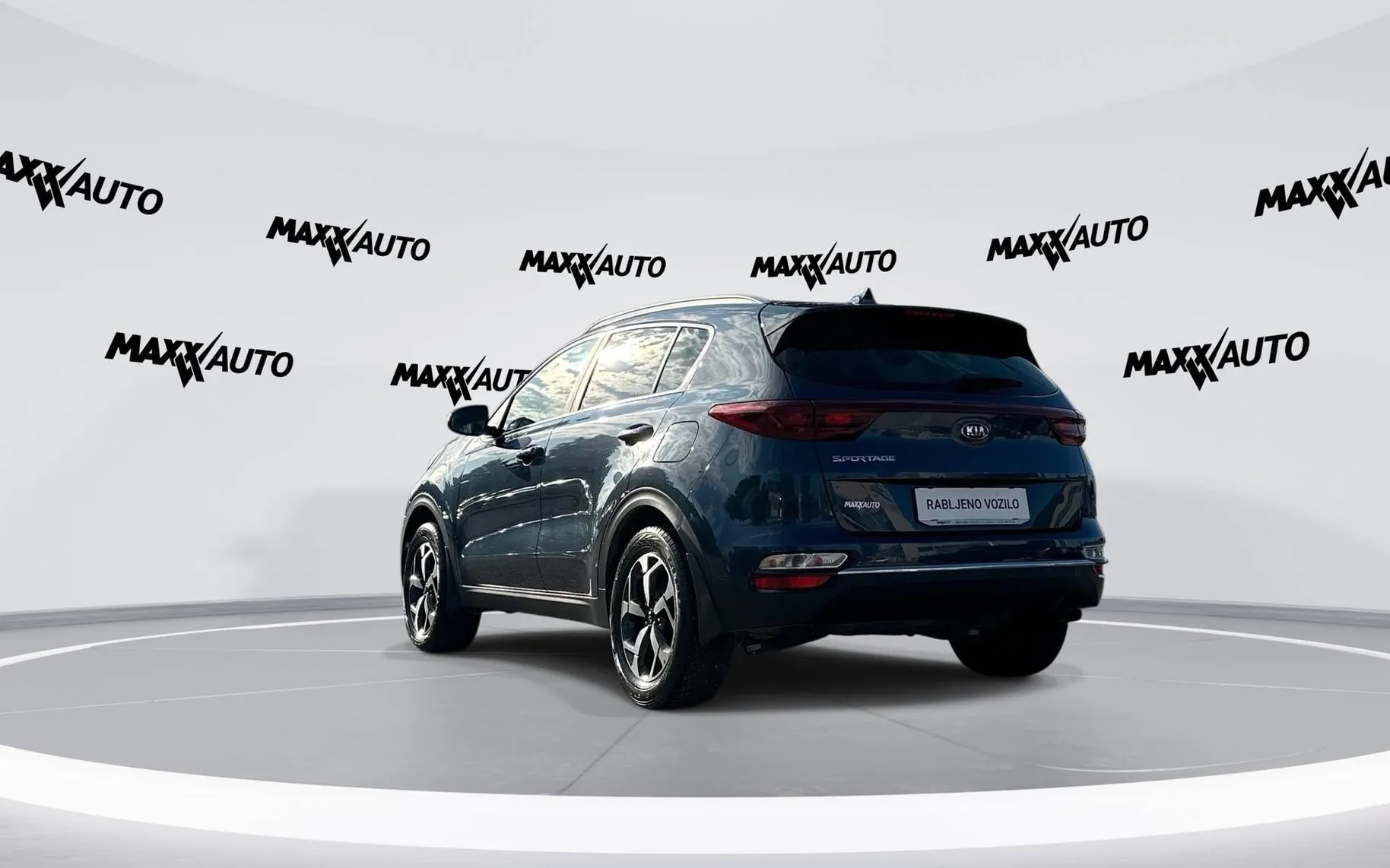 Notranja slika - KIA Sportage - 1.6 GDI LX Edition ISG - 7