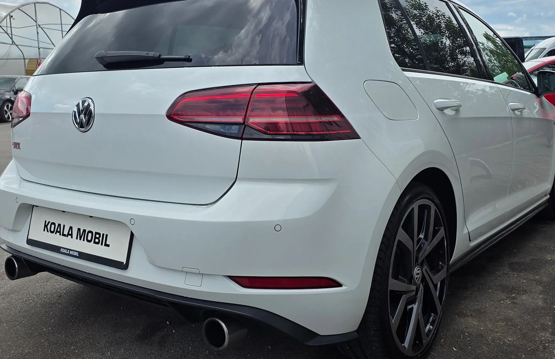 Zunanja slika - Volkswagen Golf - 2.0 GTI BMT DSG LED-ALU-GRETJE SEDEŽEV-NAVI - 4