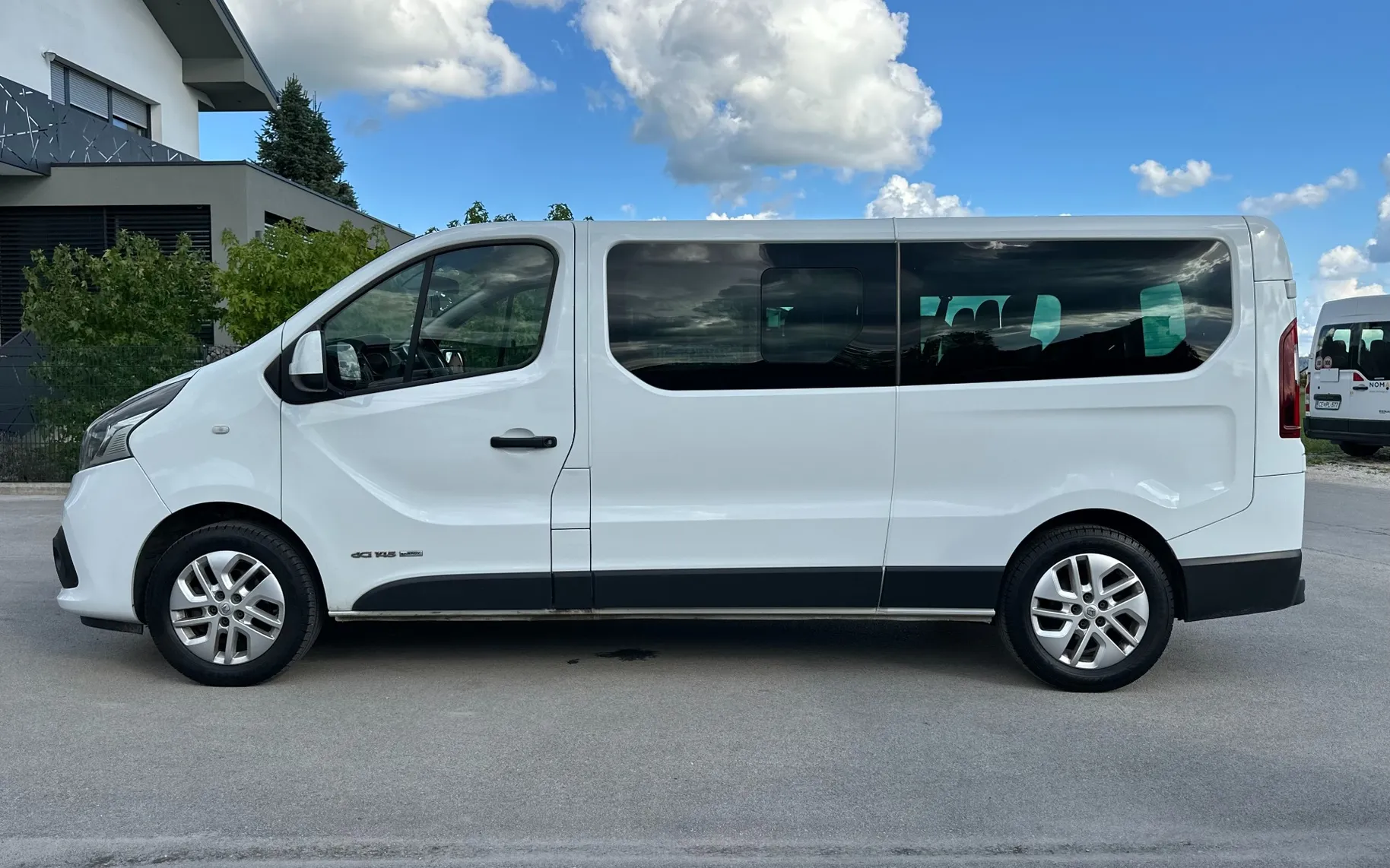 Zunanja slika - Renault Trafic - Furgon 1,6 dCi - 2
