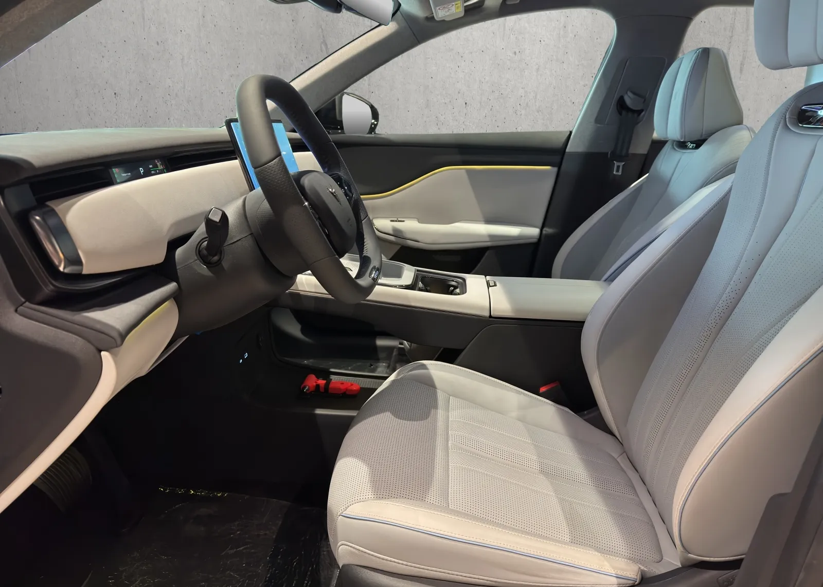 Zunanja slika - Voyah Courage - 2WD 80kWh + PANORAMA + RADAR + BLIS + 360KAMERA - 6