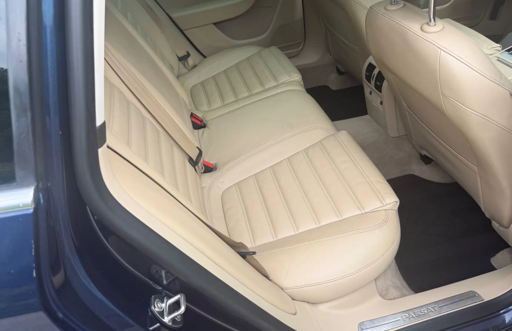 Zunanja slika - Volkswagen Passat - Variant 4motion 2.0TDI Highline DSG 170PS BI-XENON PANO - 13