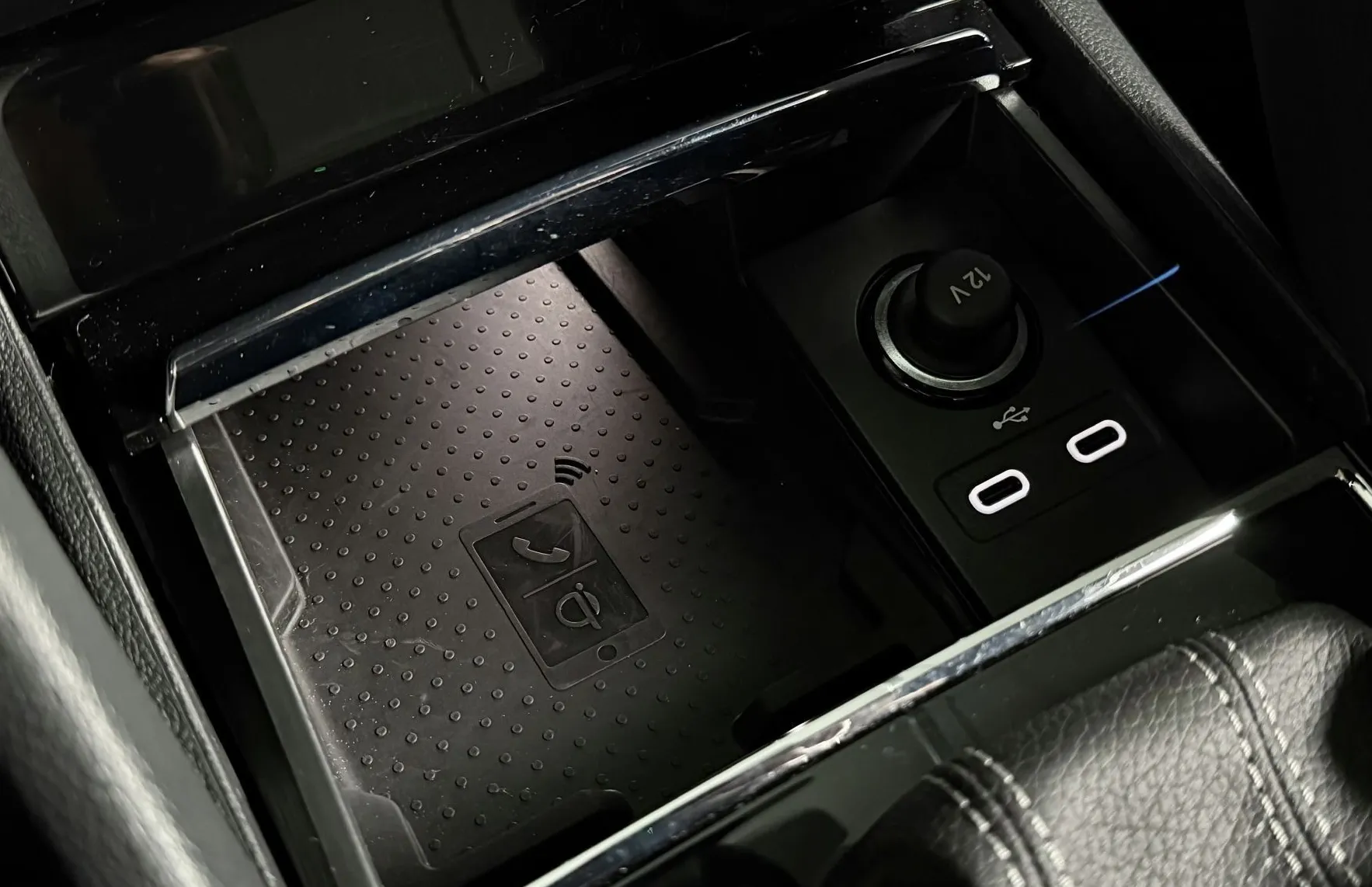 Zunanja slika - Škoda Kodiaq - 2.0 TDI SPORTLINE DSG - PANO - HLAJ GRET SED. - 19