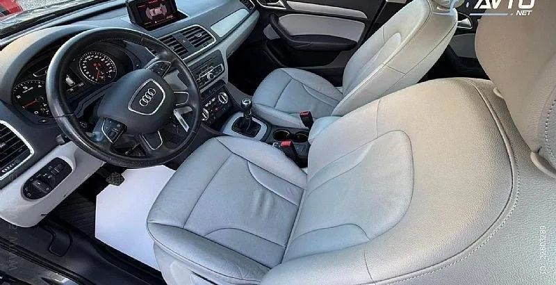 Notranja slika - Audi Q3 - 2.0 TDI - 10