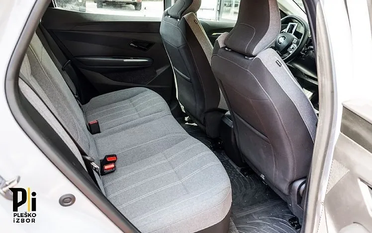 Zunanja slika - Renault Megane E-tech - Equilibre EV40 96kW 7AC JAMSTVO DO 08 2028 - 10