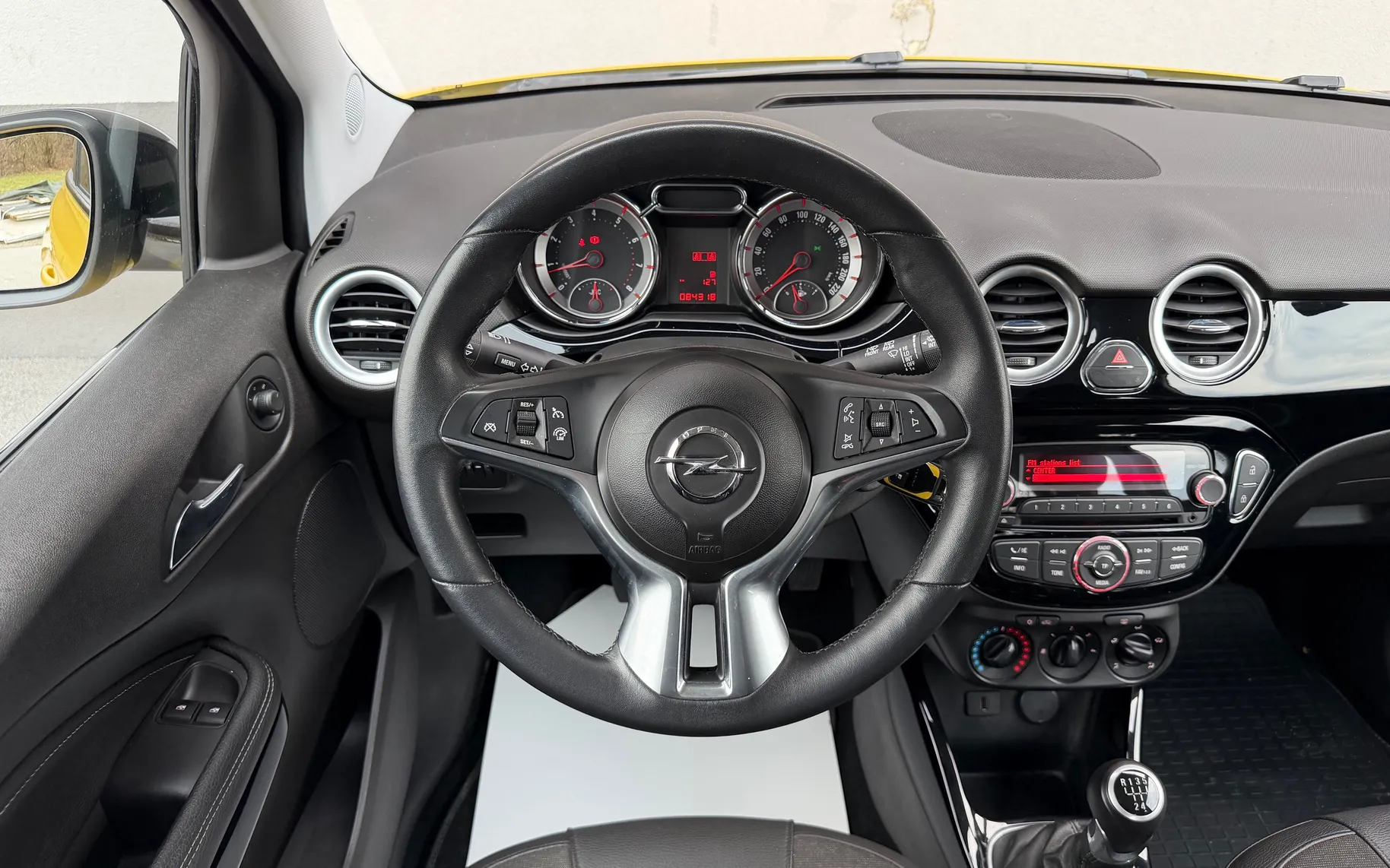 Zunanja slika - Opel Adam - 1.4 BLACK JACK • 1.LASTNICA • SLO. VOZ. • TEMPOMAT - 13