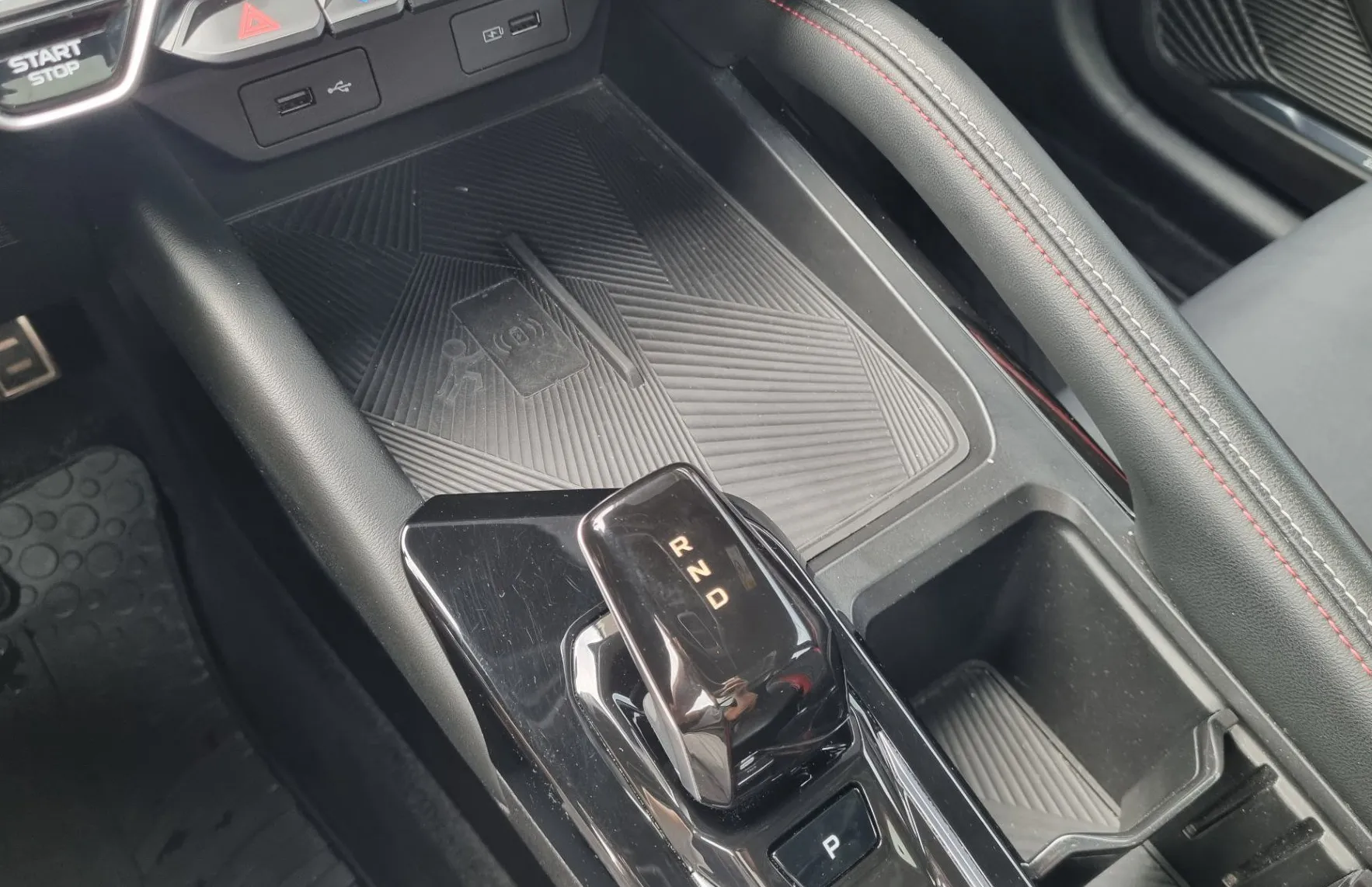 Zunanja slika - Geely Coolray - 1.5 GF - SLOVENSKI - 1. LASTNIK - AKCIJA - 15