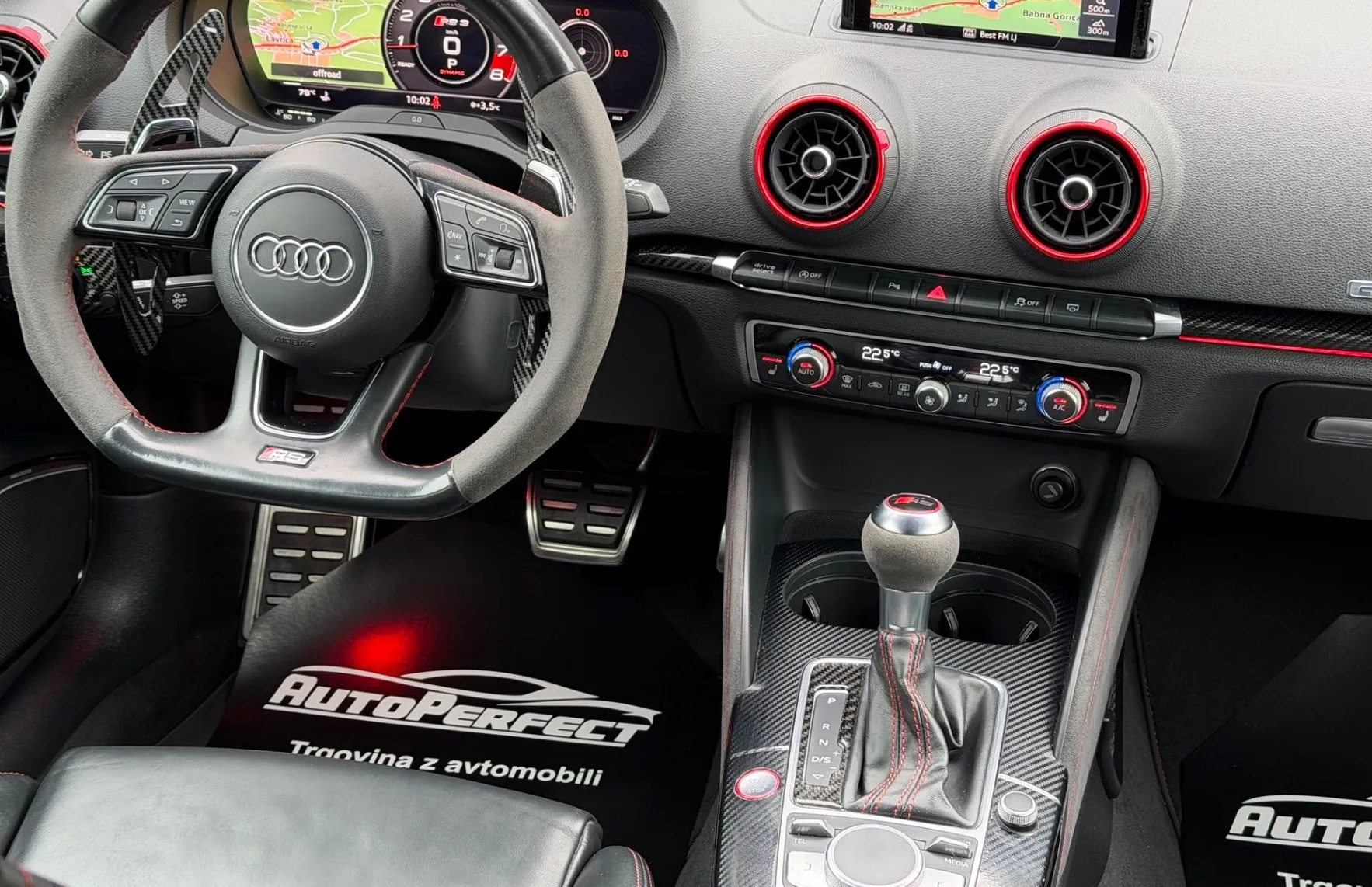 Zunanja slika - Audi S3 - R Sportback quattro 2.5 TFSI S tronic |DAZ|RS SPORT| - 14