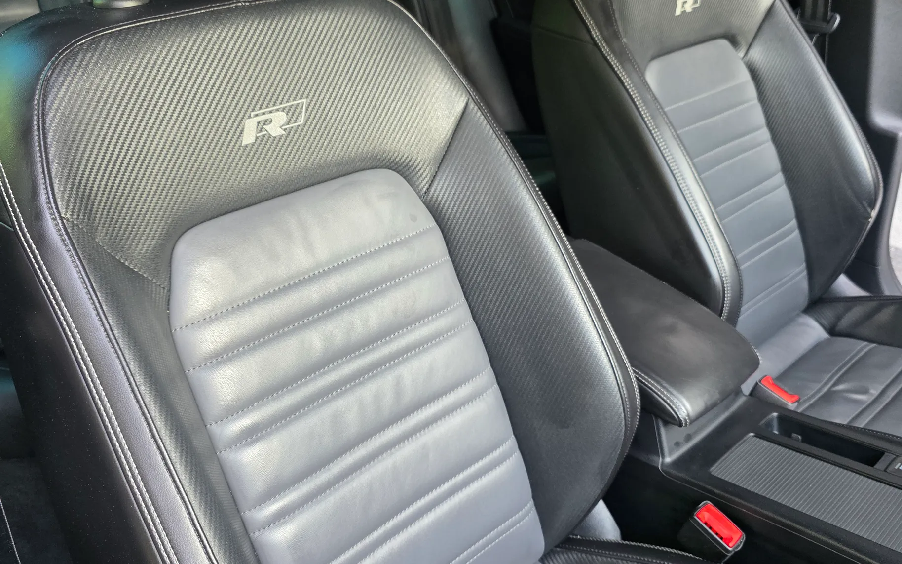Notranja slika - VW Passat - Variant 2,0 TDI BMT Highline - 5